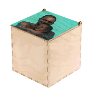 Дървена кутия разглобена